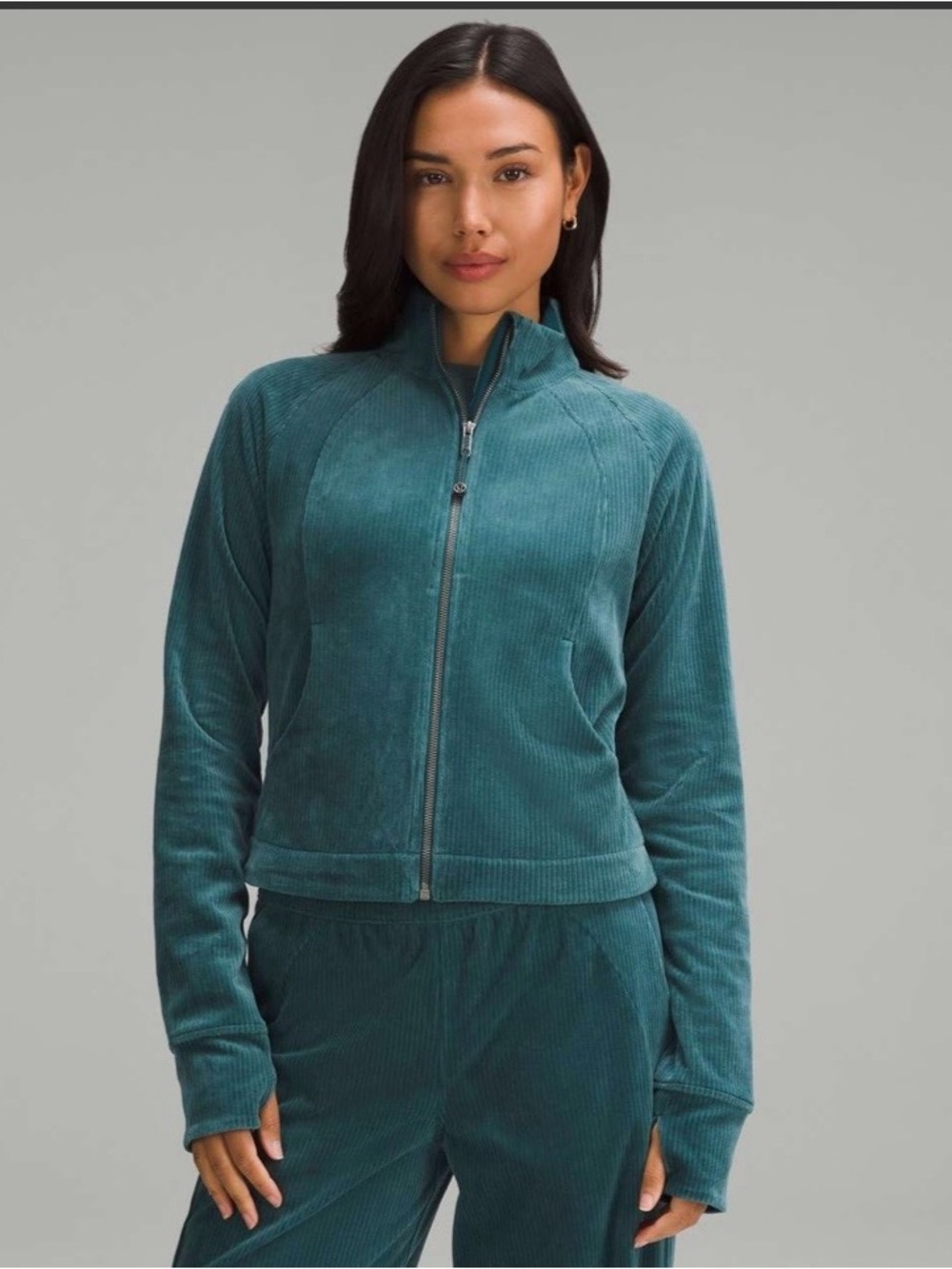 Lululemon Scuba Track Jacket *Velvet Cord
Storm Teal